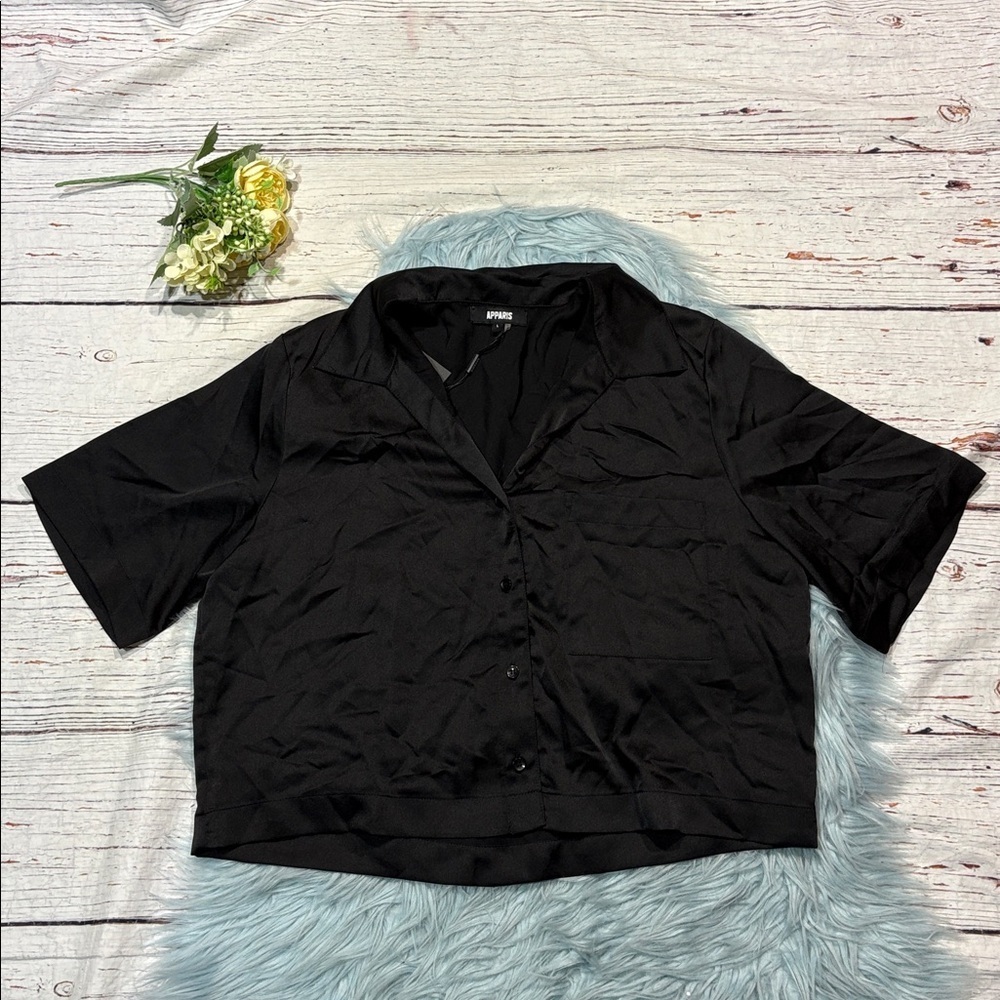 NWT Apparis Satin Cropped Button Down Black Blouse